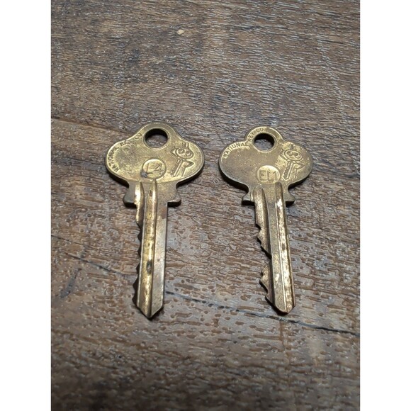 Other - Vintage National Key Company Brass Key L4 E11 Mr. Key Lot Of 2